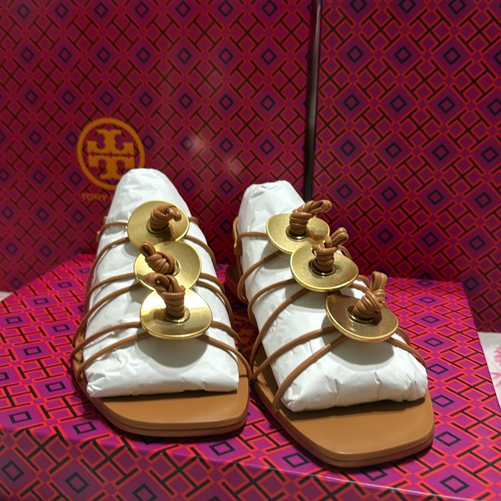TORY BURCH ARTISANAL KNOT SANDAL 
TRIPON CRISTAL - BABY-

∞
